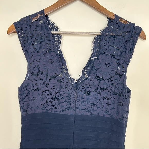 BA Nites Gorgeous V Neck Lace Top Body Con Dress Bandage Skirt Navy Size 10 - Picture 3 of 9